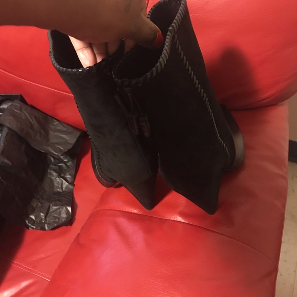 Saint Laurent (YSL) boots - Picture 7 of 8